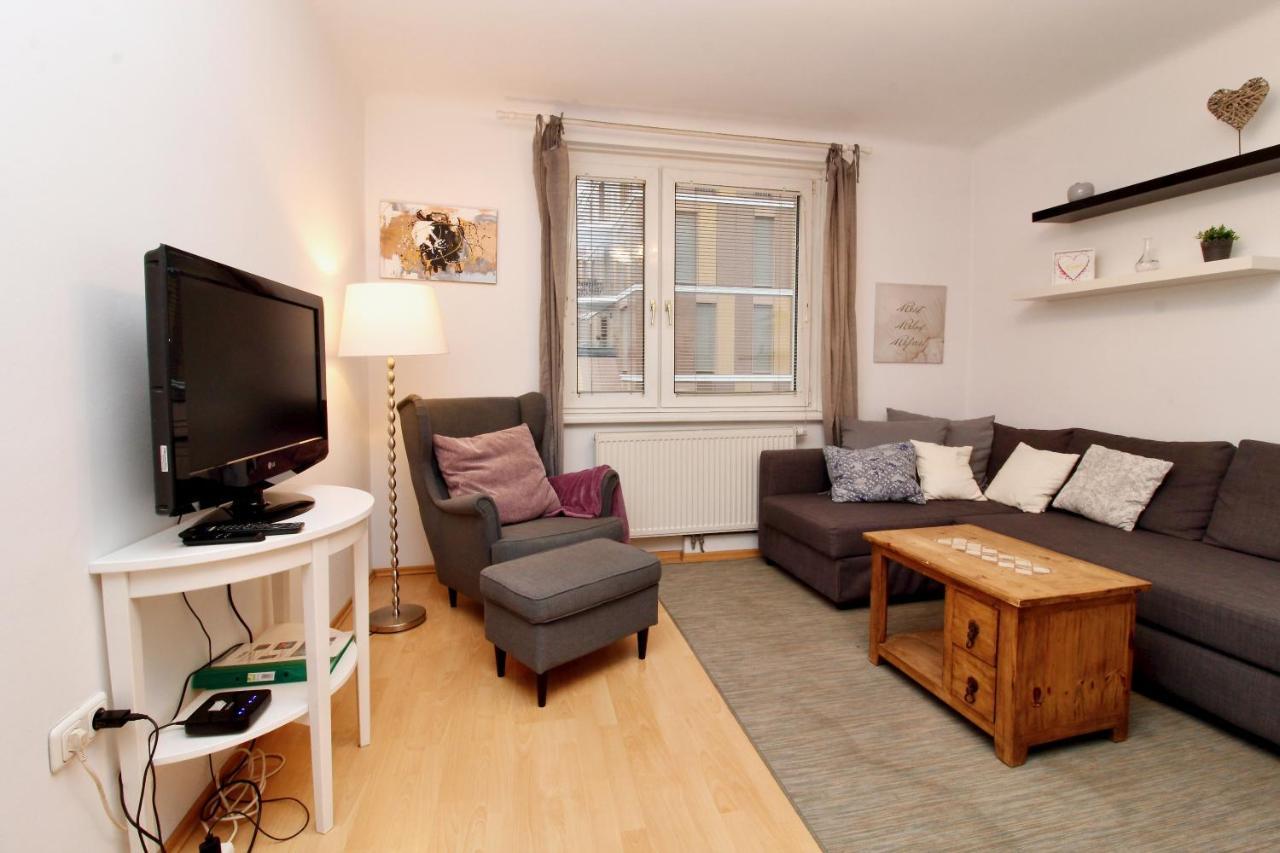 Gorgeous Hideout | City Center Apartment Wina Bagian luar foto