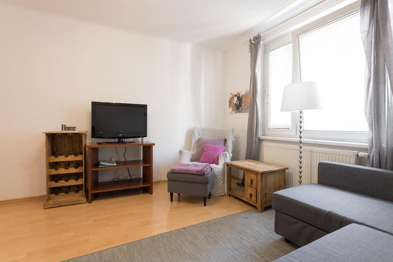 Gorgeous Hideout | City Center Apartment Wina Bagian luar foto