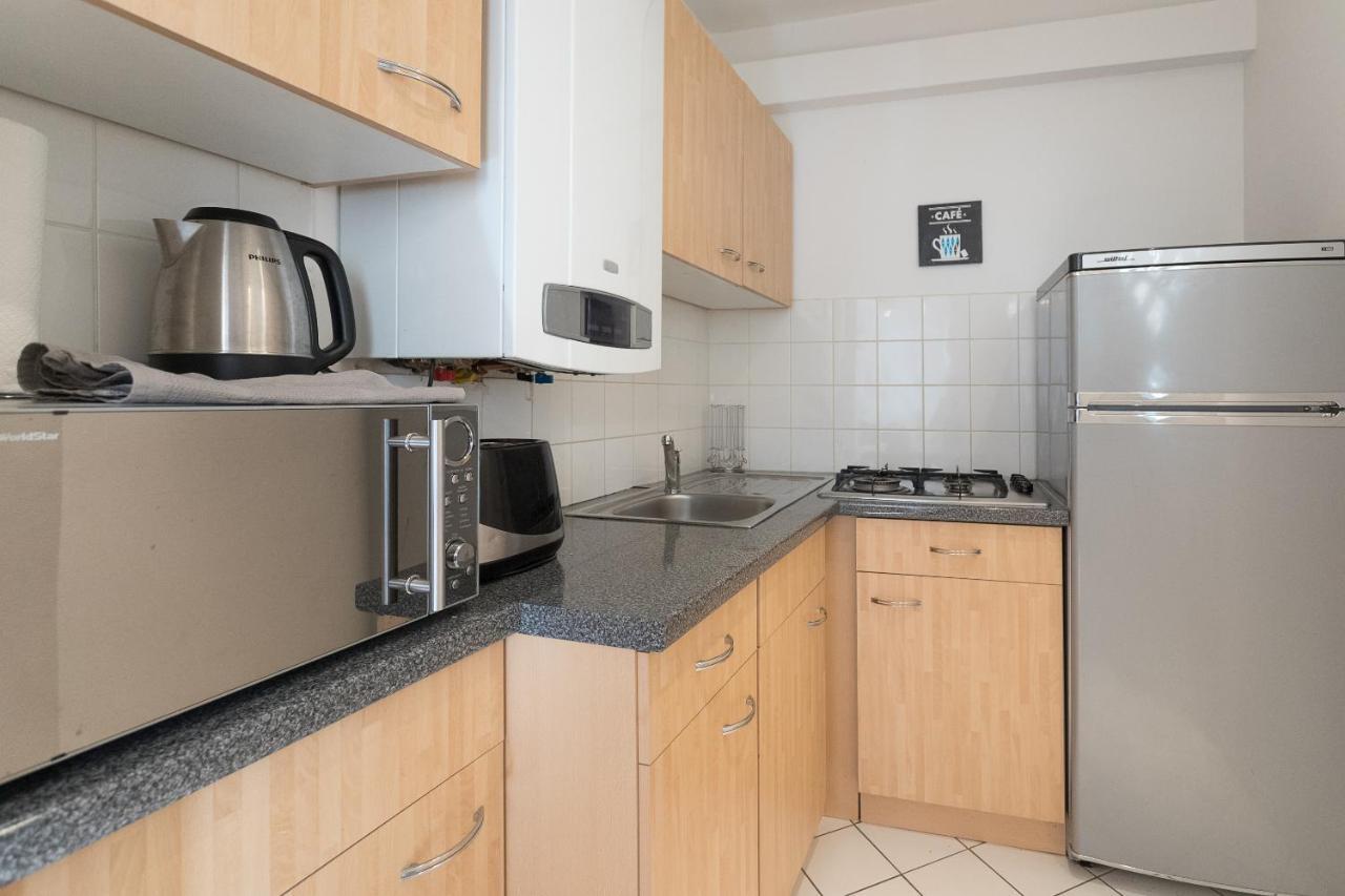 Gorgeous Hideout | City Center Apartment Wina Bagian luar foto